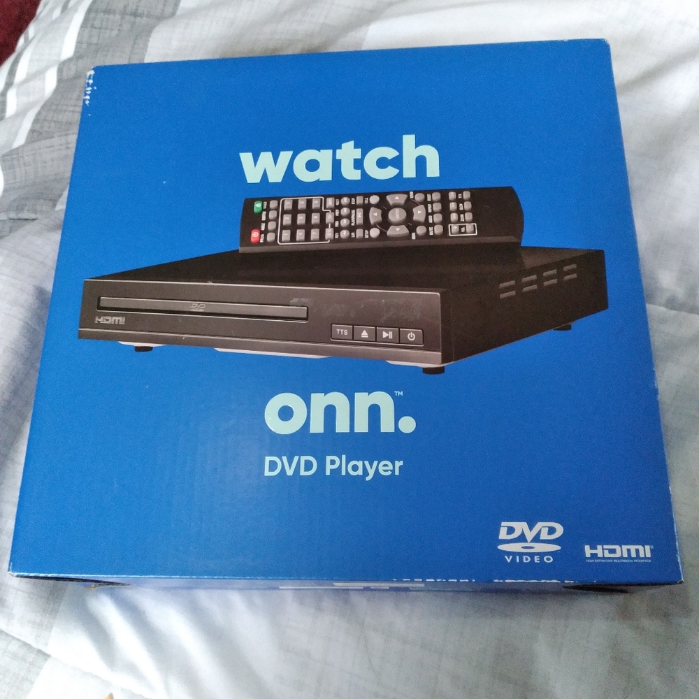 DVD player + remote
